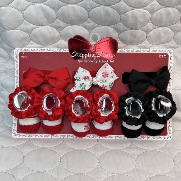Baby Holiday Socks & Headwraps Girls Gift Set Size 0/6m Christmas Soft Headbands - Picture 1 of 7